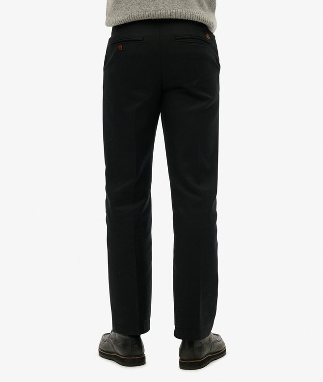 Gerade geschnittene Chino-Hose Gerade geschnittene Chino-Hose