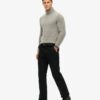 Gerade geschnittene Chino-Hose Gerade geschnittene Chino-Hose