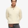 Gerippter Pullover mit halben Knöpfen Gerippter Pullover mit halben Knöpfen