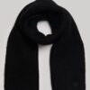 Gerippter Strickschal