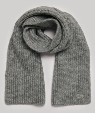 Gerippter Strickschal