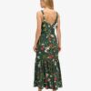 Gewebtes Maxikleid mit Stufen Gewebtes Maxikleid mit Stufen