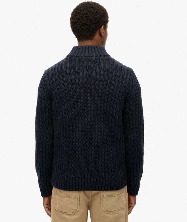 Grobstrick-Pullover mit halbem Reißverschluss Grobstrick-Pullover mit halbem Reißverschluss