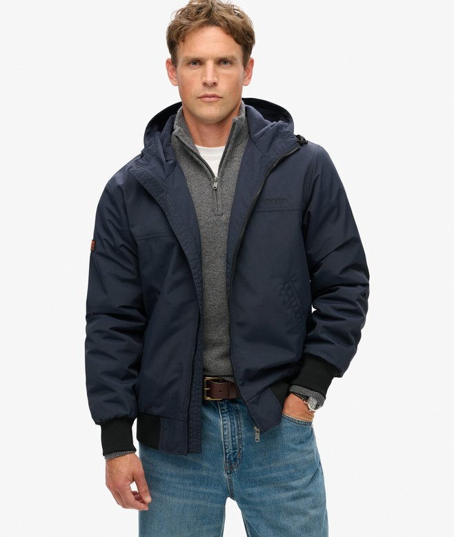 Hooded Bomberjacke aus Surplus-Nylon Hooded Bomberjacke aus Surplus-Nylon