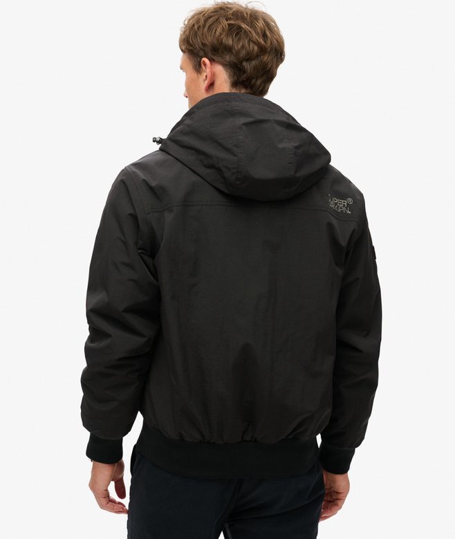 Hooded Bomberjacke aus Surplus-Nylon Hooded Bomberjacke aus Surplus-Nylon