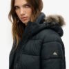 Hooded Midlayer-Jacke in Shorts-Version Hooded Midlayer-Jacke in Shorts-Version
