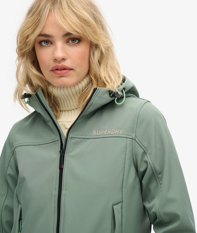 Hooded Softshell-Trekkerjacke Hooded Softshell-Trekkerjacke