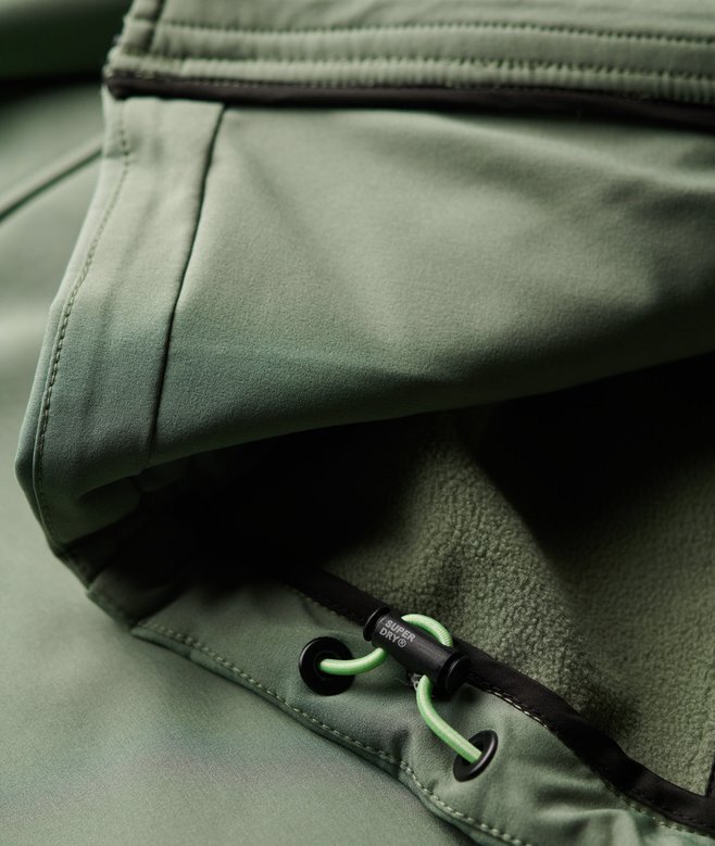 Hooded Softshell-Trekkerjacke Hooded Softshell-Trekkerjacke