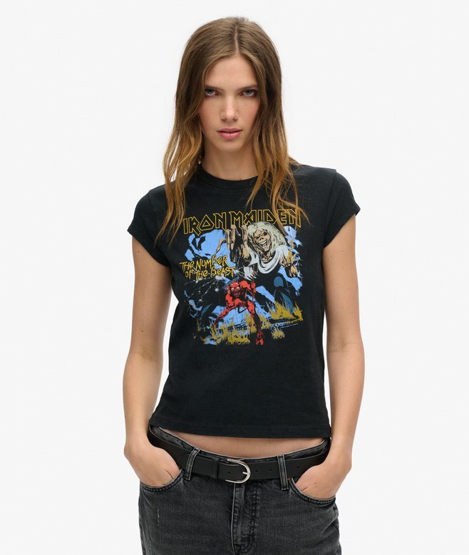 Iron Maiden X Superdry T-Shirt mit Flügelärmeln Iron Maiden X Superdry T-Shirt mit Flügelärmeln