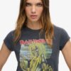 Iron Maiden X Superdry T-Shirt mit Flügelärmeln Iron Maiden X Superdry T-Shirt mit Flügelärmeln