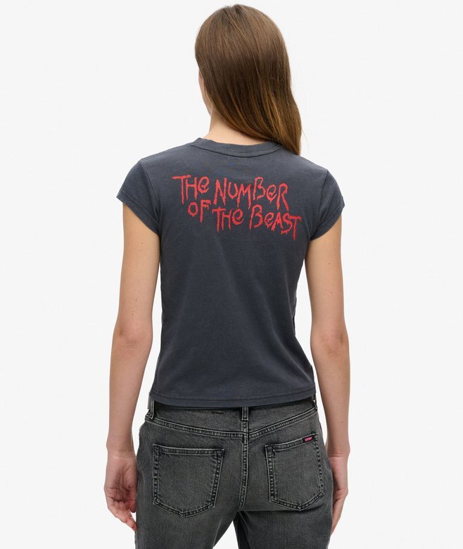 Iron Maiden X Superdry T-Shirt mit Flügelärmeln Iron Maiden X Superdry T-Shirt mit Flügelärmeln