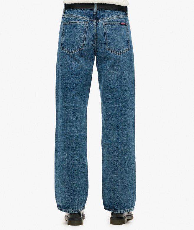Jeans mit mittlerer Leibhöhe und weitem Bein Jeans mit mittlerer Leibhöhe und weitem Bein