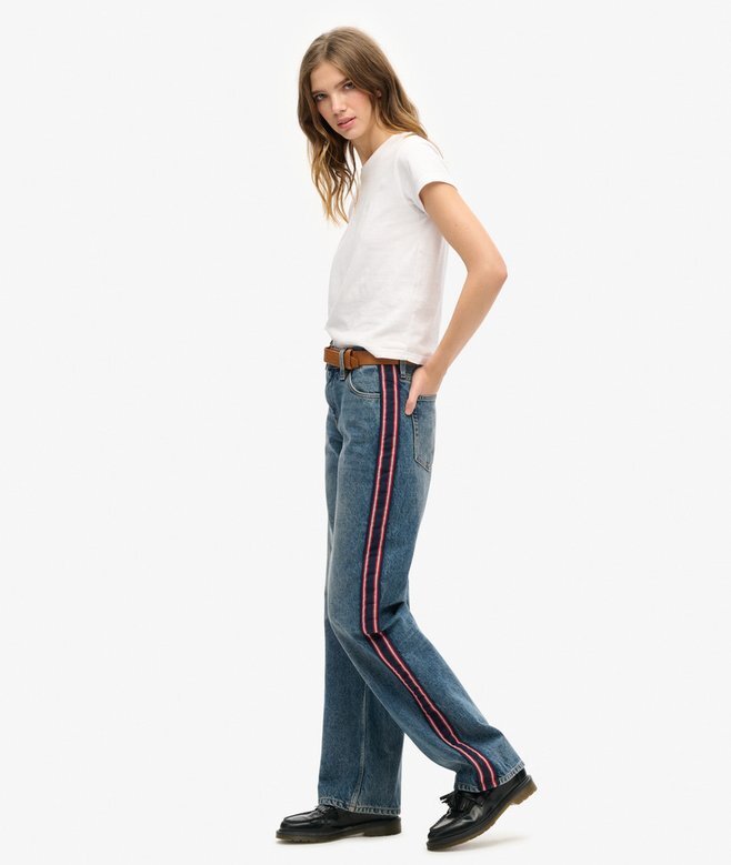 Jeans mit mittlerer Leibhöhe und weitem Bein Jeans mit mittlerer Leibhöhe und weitem Bein