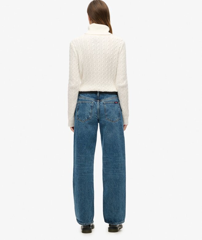 Jeans mit mittlerer Leibhöhe und weitem Bein Jeans mit mittlerer Leibhöhe und weitem Bein