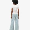 Jeans mit weitem Bein und unversäubertem Saum