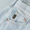 Jeans mit weitem Bein und unversäubertem Saum