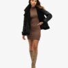 Jersey-Mini-Kleid mit hohem Kragen und langen Ärmeln