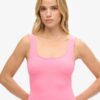 Jersey-Minikleid mit quadratischem Ausschnitt Jersey-Minikleid mit quadratischem Ausschnitt