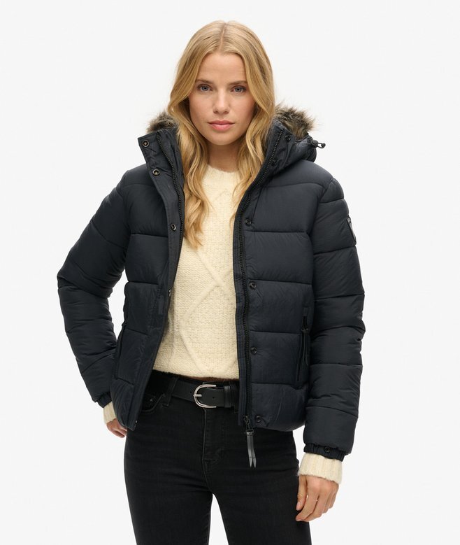 Kurze Daunenjacke mit Hooded-Kapuze aus Kunstfell Kurze Daunenjacke mit Hooded-Kapuze aus Kunstfell