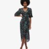 Kurzärmeliges, transparentes Midikleid Kurzärmeliges, transparentes Midikleid