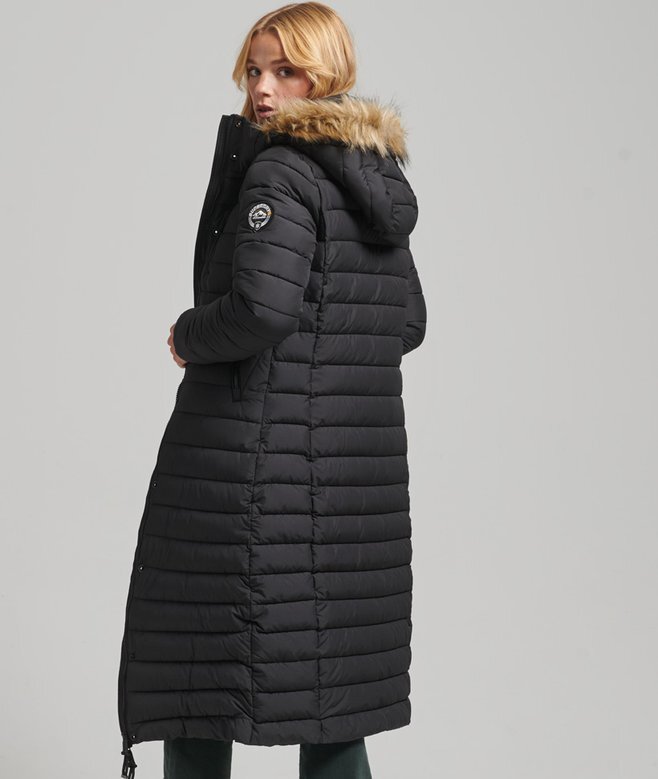 Langer, leicht gefütterter Puffer-Mantel mit Hooded-Kapuze aus Kunstfell Langer, leicht gefütterter Puffer-Mantel mit Hooded-Kapuze aus Kunstfell