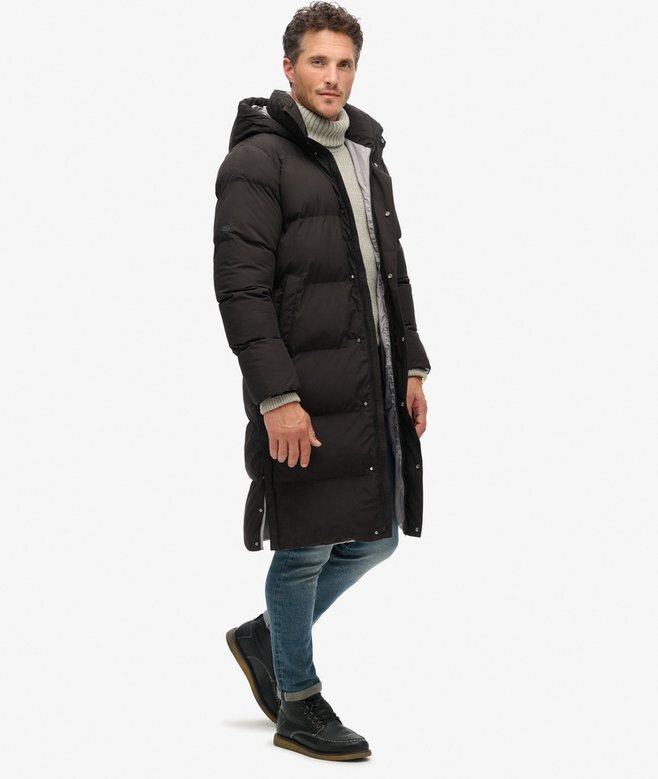 Langer Puffer-Mantel mit Kapuze Langer Puffer-Mantel mit Kapuze