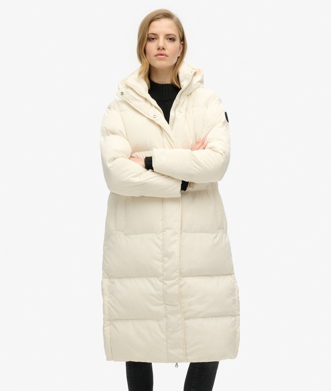 Langer Puffer-Mantel mit Kapuze Langer Puffer-Mantel mit Kapuze