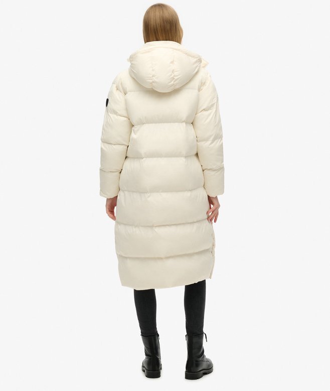 Langer Puffer-Mantel mit Kapuze Langer Puffer-Mantel mit Kapuze