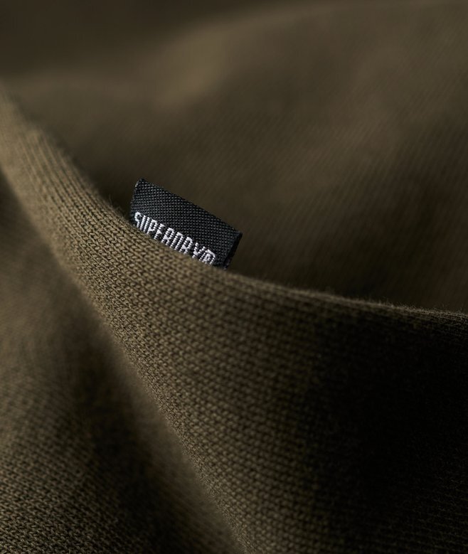 Locker sitzender Kapuzenpullover mit Micro-Logo-Grafik Locker sitzender Kapuzenpullover mit Micro-Logo-Grafik