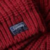 Locker sitzender Rollkragenpullover aus Strickmode Locker sitzender Rollkragenpullover aus Strickmode