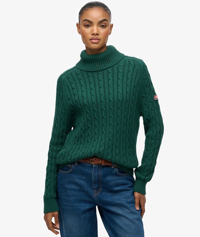 Locker sitzender Rollkragenpullover mit Zopfmuster Locker sitzender Rollkragenpullover mit Zopfmuster