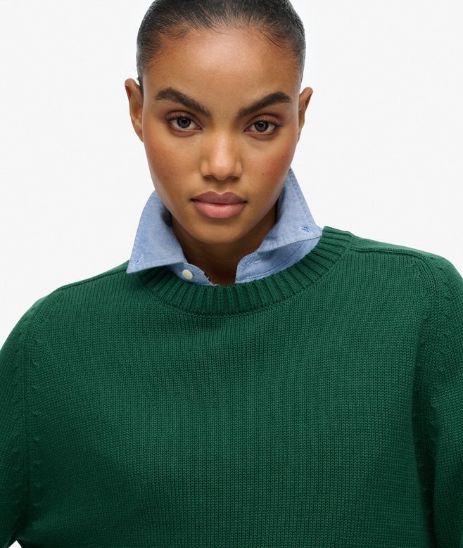 Locker sitzender Strickpullover mit Rundhalsausschnitt Locker sitzender Strickpullover mit Rundhalsausschnitt
