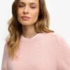 Locker sitzender Strickpullover mit Rundhalsausschnitt Locker sitzender Strickpullover mit Rundhalsausschnitt