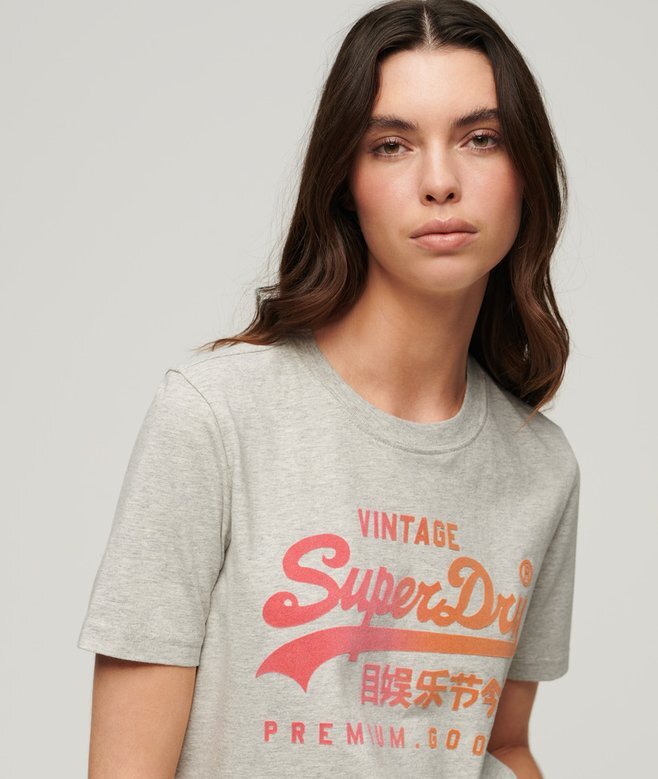 Lässiges T-Shirt mit farblich abgestimmter Grafik Lässiges T-Shirt mit farblich abgestimmter Grafik