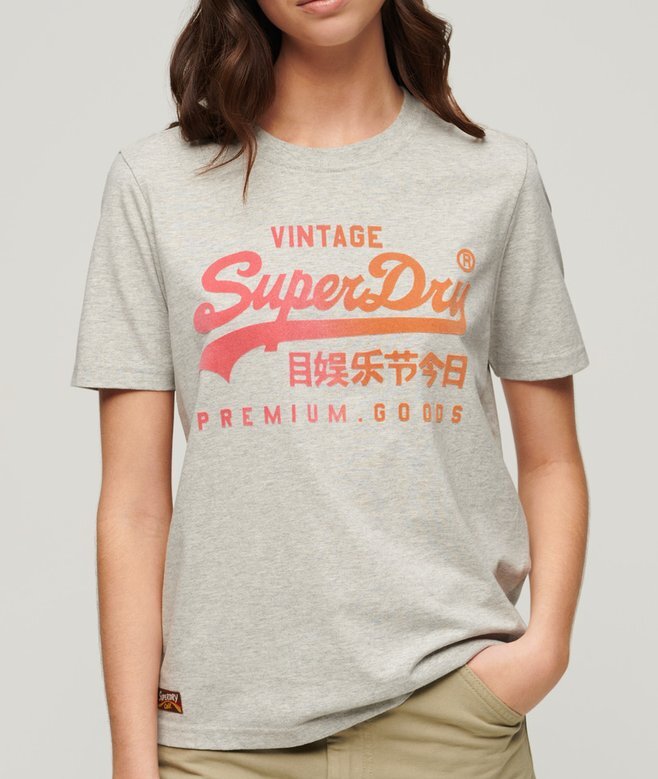 Lässiges T-Shirt mit farblich abgestimmter Grafik Lässiges T-Shirt mit farblich abgestimmter Grafik