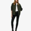 M65 Militärjacke mit Verzierungen M65 Militärjacke mit Verzierungen