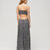 Maxikleid mit ausgeschnittenem Rücken
