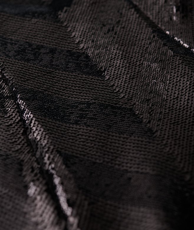Midi-Kleid mit Chevron-Muster und offenem Rücken Midi-Kleid mit Chevron-Muster und offenem Rücken