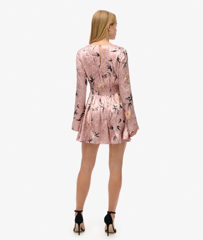 Mini-Kleid mit ausgestellten Ärmeln und Jacquard-Muster Mini-Kleid mit ausgestellten Ärmeln und Jacquard-Muster