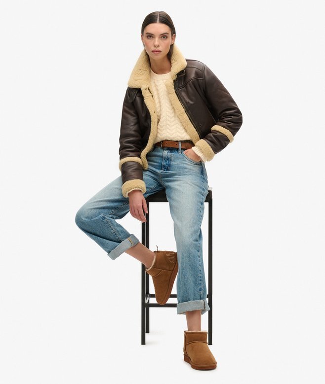 Mini-Stiefel aus Wildleder und Sherpa Mini-Stiefel aus Wildleder und Sherpa