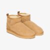 Mini-Stiefel aus Wildleder und Sherpa Mini-Stiefel aus Wildleder und Sherpa