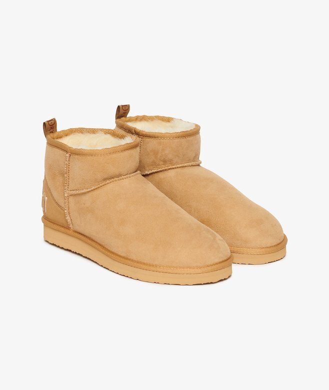 Mini-Stiefel aus Wildleder und Sherpa Mini-Stiefel aus Wildleder und Sherpa