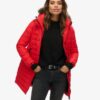 Mittellange Puffer-Daunenjacke mit Kapuze aus Kunstfell