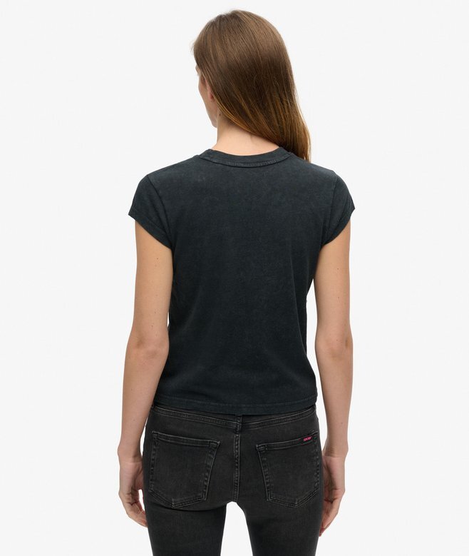 Motley Crue X Superdry T-Shirt mit Flügelärmeln Motley Crue X Superdry T-Shirt mit Flügelärmeln