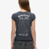 Motörhead X Superdry T-Shirt mit Flügelärmeln Motörhead X Superdry T-Shirt mit Flügelärmeln