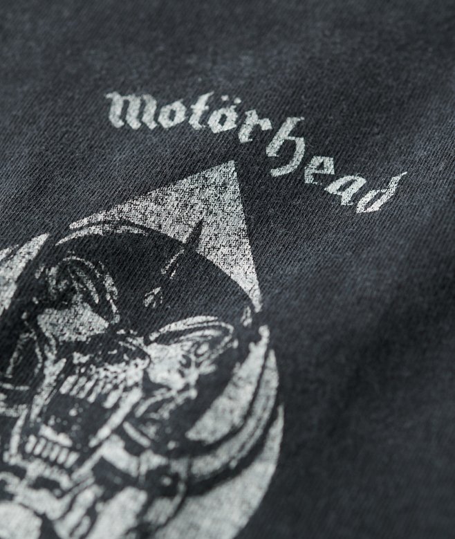 Motörhead X Superdry T-Shirt mit Flügelärmeln Motörhead X Superdry T-Shirt mit Flügelärmeln