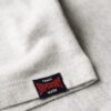 Neu interpretiertes klassisches Grafik-T-Shirt