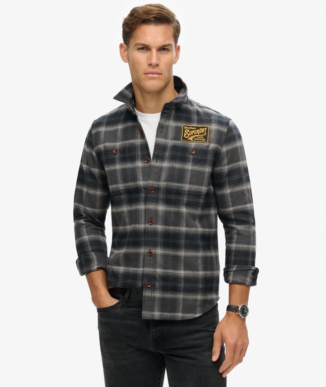 Overshirt mit Karomuster und Stickerei Overshirt mit Karomuster und Stickerei