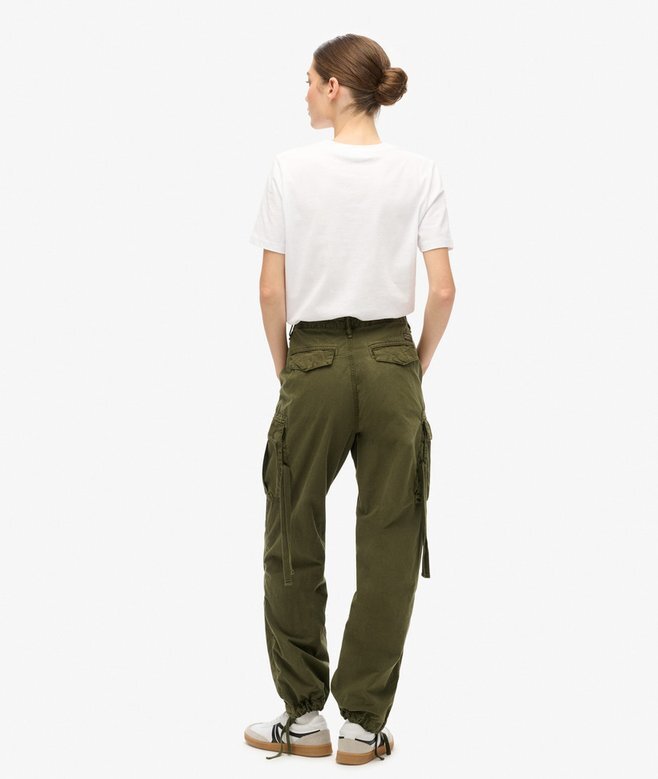 Para-Cargohose mit niedriger Leibhöhe Para-Cargohose mit niedriger Leibhöhe