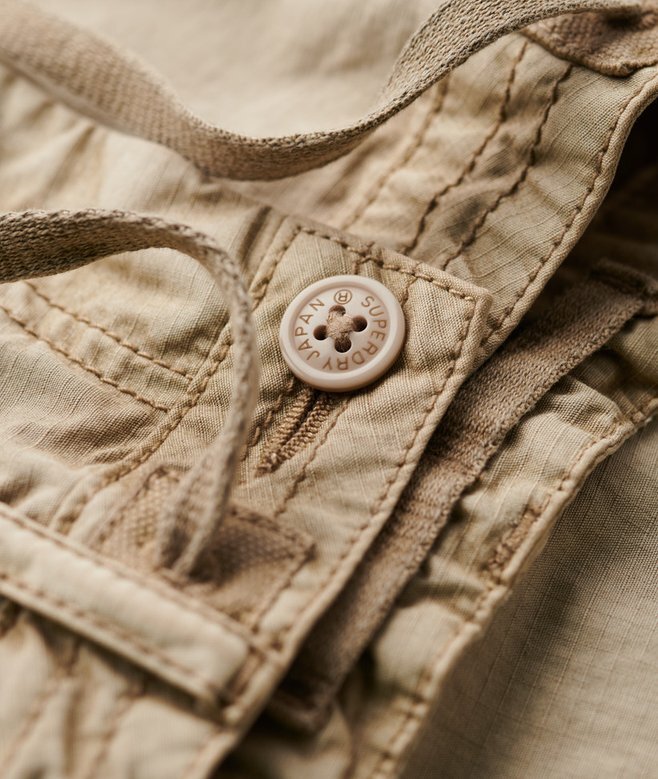 Para-Cargohose mit niedriger Leibhöhe Para-Cargohose mit niedriger Leibhöhe